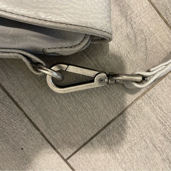 MAT & NAT MINKA SHOULDER BAG.The most perfect gray. Like New Interior & … - Picture 6 of 6